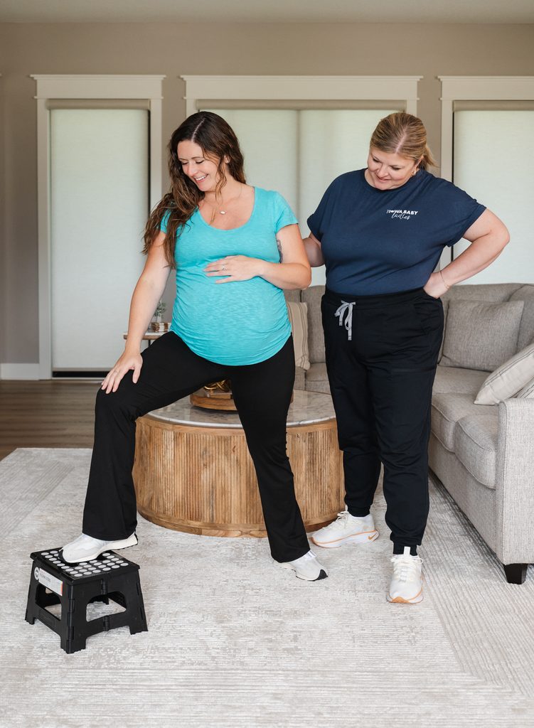 Birth and Labor Doula Trainings in Des Moines, Iowa and Midwest. Image is of a doula showing asymmetrical foot step labor position
